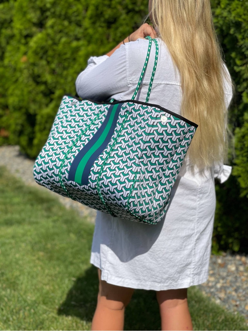 NAVY AND GREEN STRIPED NEOPRENE TOTE - Picture 4 of 7